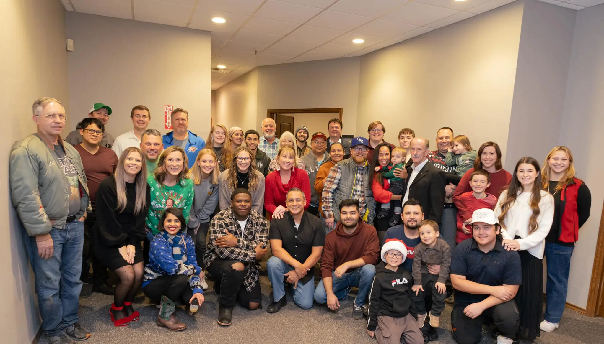 Alto Flight Academy team and students at Sundance Airport