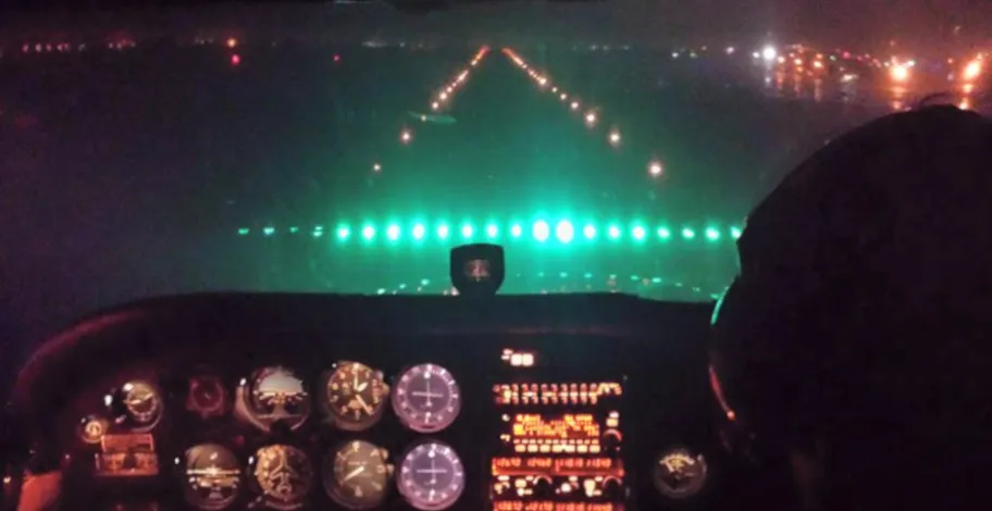 Night landing at sundance airport yukon, OK in a cessna